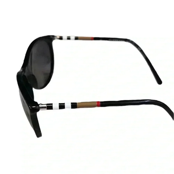 Authentic BURBERRY SUNGLASSES Burberry Black Cat Eye Sunglasses and hard case - Picture 2 of 10